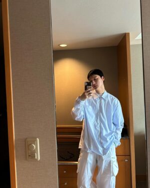 Lee Joo-hyung Instagram - 4월부터 5월까지 🩵