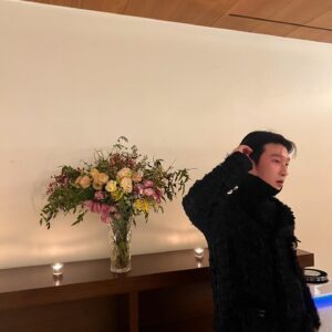 Lee Joo-hyung Instagram - 생일축하해줘서 고마워요🤍🖤