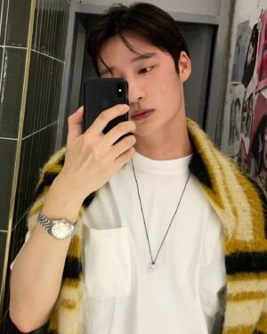Lee Joo-hyung Instagram - 거셀🧸