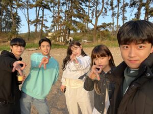 Lee Jung-jun Instagram - 바다🌅
.

.

.

.

.

.
#sbs #치얼업 #cheerup