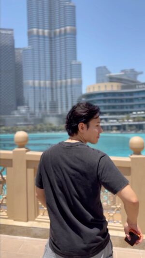 Lee Kyoo-hyung Instagram - #dubai #burzkhalifa #부르즈칼리파 #두바이 #UAE
