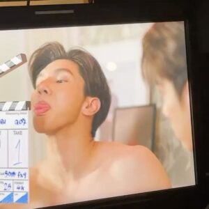 Lee Long Shi Instagram - แม่ค้าบ ผมโดนลวนลาม🥹🧛🏻🎬
#omgvampire