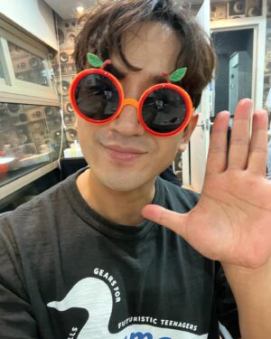 Lee Min-woo Instagram - 🫶 오늘 2회, 3회까지 다들 너무 고맙구~ 너무 행복했다귤~🍊 I! M! U🫰
See u tomorrow~😉