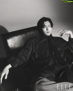 Lee Moo-saeng Instagram - 느와르가 ‘이무생로랑’을 입었을 때.jpg

엘르 3월호를 장식한 무생 배우의 레전드 매력 👍🏻
명품 남주 이무생로랑의 NEW 화보를
지금 바로 만나보세요 🔥

#배우 #leemusaeng #엘르 #ELLE #화보 #3월호 #에일리언컴퍼니 #aliencompany
@aliencompany_official