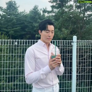 Lee Moo-saeng Instagram - ⠀
오늘도 갑자기 
무생 배우 사진 투척❤
⠀
 #배우 #이무생 #leemusaeng
@aliencompany_official