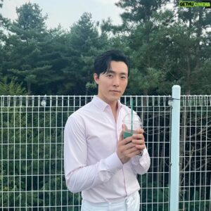 Lee Moo-saeng Instagram - ⠀
오늘도 갑자기 
무생 배우 사진 투척❤
⠀
 #배우 #이무생 #leemusaeng
@aliencompany_official