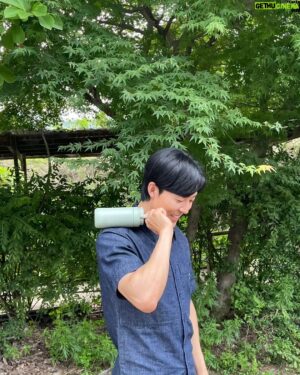 Lee Moo-saeng Instagram - ⠀
푸릇푸릇🌿 청량 무생 보시면서
월요팅 해야지💪
⠀
 #배우 #이무생 #leemusaeng
@aliencompany_official
