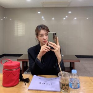 Lee Seo-An Instagram - #공작도시 
#jtbc #드라마
12월8일 (수,목) 오후 10:30
오늘 #본방사수 해주세요

우리 가족을 소개합니다 ❤️