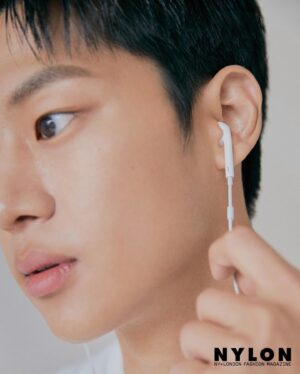 Lee Sin-young Instagram - NYLON