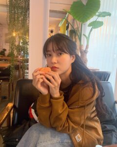 Actress Lee So-hee HD Instagram Photos and Wallpapers March 2024