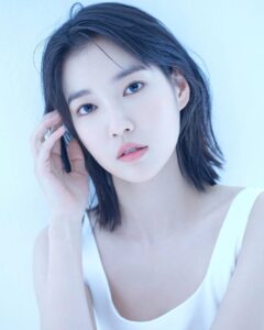 Actress Lee So-hee HD Instagram Photos and Wallpapers March 2024