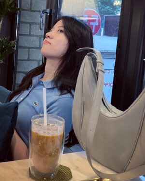 Lee So-hee Instagram - 안뇽 나의 여르마🫶
.
.
.
#폴뉴아 #folnua