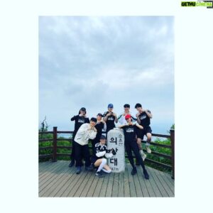 Lee Soon-won Instagram - 간만에 #방과후전쟁활동#소요산
간만에 #겁나힘듬#ㅜㅜ
간만에 #동생들이랑♡#방과후전쟁활동
  #아직정식멤버아님ㅋ
간만에 #옷이쁘다구 칭찬받음#본투비월드
  #@born2bw_#고맙다주일아ㅋ
간만에 #재미었음#히말라야어죽#맛있어
  #성감독님감솨요!#배고파서#
 #먹는사진없음ㅋ