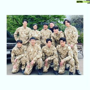 Lee Soon-won Instagram - #넷플릭스#netflix#택배기사#blacknight
#즐거웠던#촬영#글로벌#1위까지#화이팅
#블랙나이트#또보자#♡#많이봐주세요ㅜㅜ