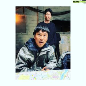 Lee Soon-won Instagram - #넷플릭스#netflix#택배기사#blacknight
#즐거웠던#촬영#글로벌#1위까지#화이팅
#블랙나이트#또보자#♡#많이봐주세요ㅜㅜ