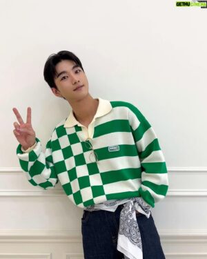 Lee Su-chan Instagram - 바로 오늘 !!! 
오늘 밤 tvn 저녁 8시 50분 !!! 
#반짝이는워터멜론 첫방송 본방사수 🍉
#피아노맨#노세범 많은 사랑 부탁드립니다 :)🌱