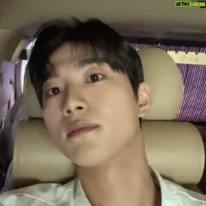 Lee Su-chan Instagram - 기분 좋은 하루 😀