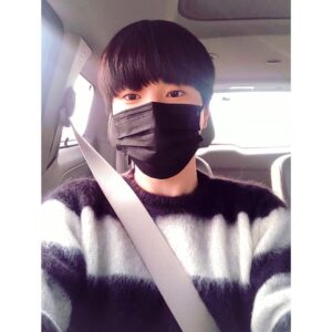 Lee Sung-jong Instagram - 다들 주말 잘 보내세요🙋🏻‍♂️👋🏻 #인스피릿  #사랑햄💕