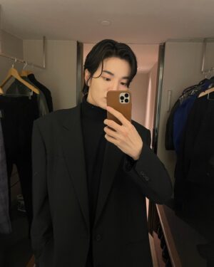 Lee Sung-jong Instagram - 🪞🤳🏻#기카