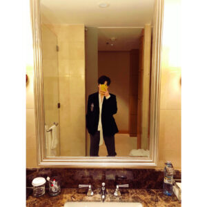 Lee Sung-jong Instagram - 😎#거울셀카