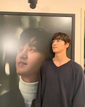 Lee Tae-hwan Instagram - 터치 마지막 방송 본방사수!
