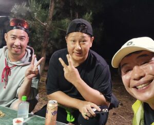 Lee Yeon-bok Instagram - 요즘 운동선수들 참 예능 잘해요.
머리가 좋아서 그런가 선수 시절에 도 정말 잘 하더니 예능도 천재 👍
#이대호 #니퍼트 #유희관 #이대은 #김대호 #이연복