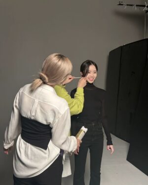 Lee Yeong-eun Instagram - 📷 🖤