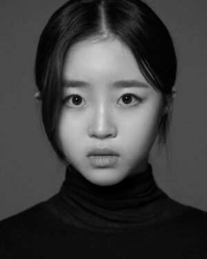 Lee Yeong-eun Instagram - 📷 🖤