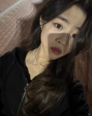 Lee Yeong-eun Instagram - Konkuk.uni🏫🖤