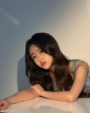 Lee Yeong-eun Instagram - 찰캭📸