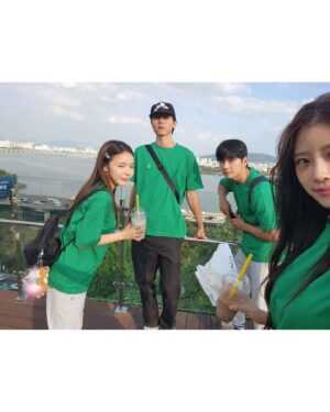 Lee Yi-kyung Instagram - 오랜만에😊