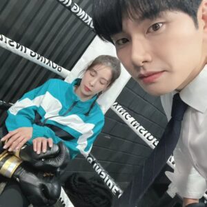Lee Yi-kyung Instagram - 한박자 늦게 찾은 촬영장사진🫣