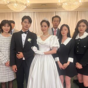 Lee Yi-kyung Instagram - GOOD BYE🫡 박민환.