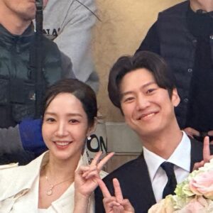 Lee Yi-kyung Instagram - GOOD BYE🫡 박민환.