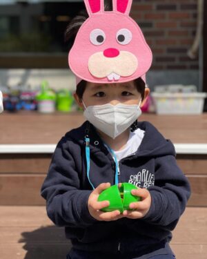 Lee Yong-jin Instagram - 세상에서 가장 사랑하는 토끼 그리고 어린이