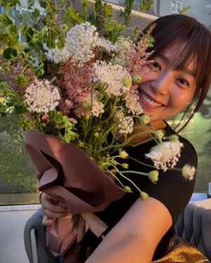Lee Young-eun Instagram - .
💐🎂🎁❤️🌈🏆