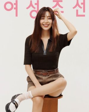 Lee Young-eun Instagram - .
여성조선 4월호 
@womanchosun 

Editer 전영미
Photo 백상철
Stylist 손유림 @u_limlim_ 
Hair 유미 @naby2999 (조이187)
Make up 주희 @kkkkkjoo (조이187)

#여성조선 #womanchosun