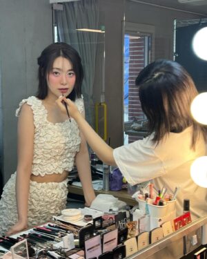 Lee Young-eun Instagram - .
🌈
