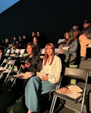 Lee Young-eun Instagram - .
#줄라이칼럼 
#서울패션위크2024fw
#julycolumn