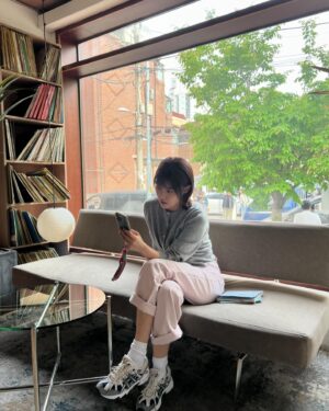 Lee Young-eun Instagram - .📽️🎞️📸