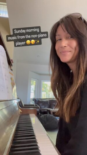 Leeann Tweeden Instagram - A little early Sunday morning playing… I love it because it’s relaxing and my form of meditation! We had a kid sleepover last night and the three of them were running around like banshees! 🤪 

Do what you love. ♥️