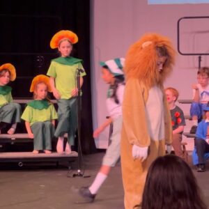 Leeann Tweeden Instagram - Proud Mama!!! Both Kane and Kaia had assemblies this past week at school. Kane’s 4th Grade performed the California Fiesta…where he was a rapping vaquero.

Kaia’s 2nd Grade performed the Wizard of Oz and Kaia was a dancing poppy. Both of them worked hard to memorize their lines and learn new songs. 

I love that our school really puts an emphasis on performing and public speaking along with a rigorous focus on academics. ♥️