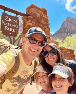 Leeann Tweeden Instagram - We love you Daddy!!! Happy Father’s Day!!! ♥️