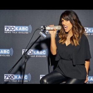 Leeann Tweeden Instagram - I love radio! I first worked full time in radio for @am570lasports doing a midday show with @fredroggin @jasonstewartsports @vtbnation and @kfigg. 

After 2 years of that I went over to do news at @kabcradio for @radiogasbag’s morning show, McIntyre in the Morning. Talk about learning from the best! I got to work with @randywangradio and @tacosaurous. 

Then I moved over and co-hosted a show with my friend @drdrewpinsky called Midday Live with Dr. Drew and Leeann Tweeden. 

I’m actually going to be filling in all this week on KABC…from 6-7pm doing their News Blitz with Randy! Can’t wait!

#NationalRadioDay