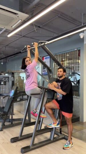 Leenesh Mattoo Instagram - @bee_vani_  how can you
Hahahahahahaha

#instagram #relatable #explore