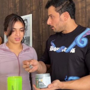 Leenesh Mattoo Instagram - Flavour so good, your muscles (and taste buds) will be craving for more - MB CreAMP Citrus Blast, Now in 100gm 🍋💪🏻

All eyes on @muscleblaze from 13th-15th June for the SUMMER SHRED SALE⚡️

Discount code- LEENESHMB