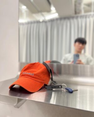 Lego Lee Instagram - 放假
早上六點起床了
去髮廊修連戲髮型
去便利商店拿一堆包裹
帶狗去打拖了一個月的預防針
一個禮拜沒運動了也趕緊動一動
想睡一下發現要去接小妞下課了GG 

明天繼續加油💪🏼