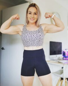 Actress Leigh Holland-Keen HD Instagram Photos and Wallpapers July 2023