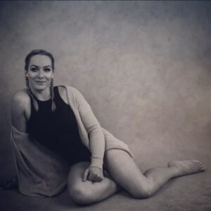 Leigh Holland-Keen Instagram - .
.
I've been through some pretty wild stuff lately, a whole range of emotions from "come on, just give me a friggin break" to my final conclusion of "It is what it is" .
.
.
Things are going to happen in life that are out of your control - it's shit, but that's life. Time is still going to tick by, the sun is still going to continue to rise. My life isn't bad, YES, bad things have happened but that's not my whole life. I have ALOT to be grateful for and I will continue to keep moving forward, I am still so determined to reach my goals and I 100% will. I will continue to grow through what I go through🌻