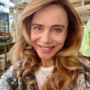 Lena Olin Instagram - In my hometown STOCKHOLM and touched by the BEST @bjornaxen world class @j_hellstrom 💕💕💕